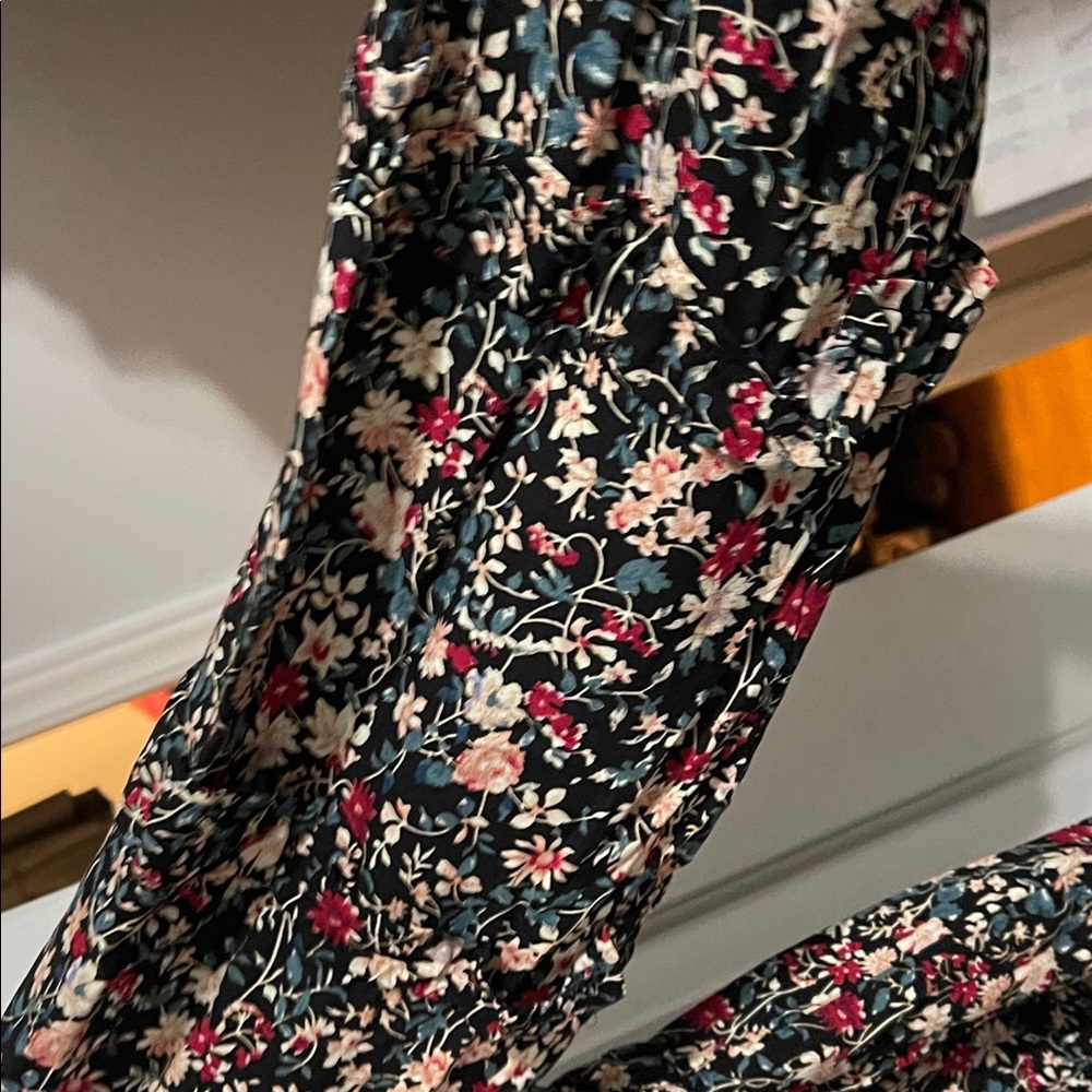Easel Multicolor Floral Blouse - Picture 3 of 6